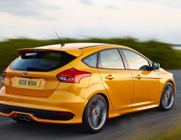Ford Focus 2010 bck Ford Focus 2010 bck