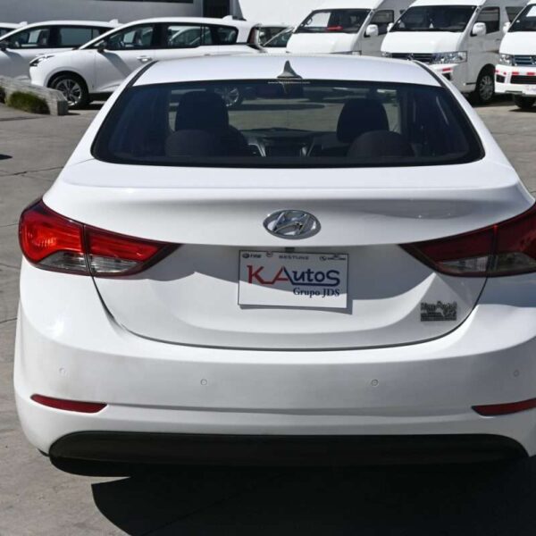 Hyundai Elantra 2016 bck Hyundai Elantra 2016 bck