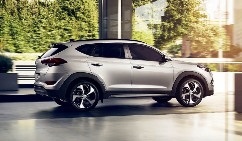 Hyundai Tuscon full